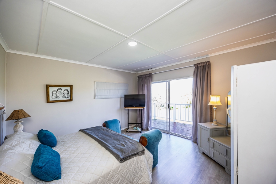 4 Bedroom Property for Sale in Cosy Corner Eastern Cape